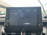 ディスプレイオーディオやカーナビは、現代のドライブにおいて欠かせない装備のひとつです。初めての場所でも迷いにくく、快適なルート案内で運転をサポートします。移動中のエンターテインメント性も高まります。