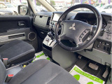 三菱 デリカD5 8人乗り ディーゼルパワーパッケージ 4WD/両側電動スライドドア/クルーズコントロール/社外ナビゲーション/バックモニター/キーレスオペレーションシステム/純正18インチAW