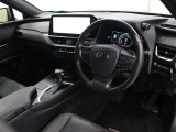 運転席廻りです。