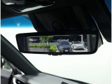 デジタルインナーミラー装備!車両後方のカメラの映像をデジタル補正で視認性を向上させてインナーミラー内に表示します♪視界を遮るものがなく、後席に同乗者がいても後方を確認しやすく安心です♪