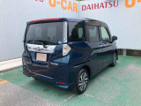 右斜め後方