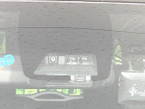 【トヨタセーフティセンス】走行中に前方の車両等を認識し、衝突しそうな時は警報とブレーキで衝突回避と被害軽減をアシスト。より安全にドライブをお楽しみいただけます。