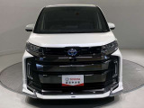 「フロントマスク」です。車の印象を決めるのは【顔】。この車の顔つきは、きっとあなたにピッタリ!?