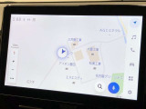 トヨタが提供している通信サポートサービスを搭載したナビです。通常のナビの他に交通情報や事故、天気予報、イベント情報等を表示できます。HELP-NETにも対応しており緊急時の通報サービスもできます。