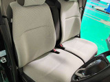 【フロントシート】運転席は必ず使用する部分ですので、座り心地が重要です★ぜひ一度ご体感下さい★