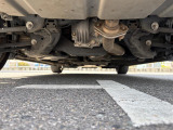【下回り】目立つ錆や腐食もなくきれいな状態です!もちろん納車前には法定点検を実施致します!//