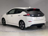 【ワイド保証】日産販売店の中古車には、無料で保証が付いています。走行距離無制限で、無料保証期間は1年間から。品質に自信があるから実現した、日産ならではの保証です。