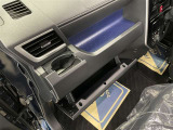 ダッシュボード周辺画像です。小物を置くのに便利な収納スペースです(^^♪