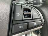車速を一定に保つクルーズコントロール機能を搭載。高速道路などで長距離をドライブされる際などに、とても便利な機能です。