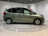 弊社は、車両販売価格に、整備代金が含まれております。納車時までにホンダの整備士がしっかりと点検整備をさせていただいておりますので、安心してお買い求めしていただけます。