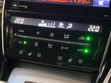 【シートヒーター&ベンチレーション】夏場は涼しい風でお尻や背中の熱やムレを防ぎ、冬はエアコンよりも早く温まってポカポカに!季節を問わず快適に過ごせます。