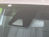 【トヨタセーフティセンス】走行中に前方の車両等を認識し、衝突しそうな時は警報とブレーキで衝突回避と被害軽減をアシスト。より安全にドライブをお楽しみいただけます。