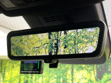 【デジタルインナーミラー】後席の大きな荷物や同乗者で後方が確認しづらい時でも安心!カメラが撮影した車両後方の映像をルームミラー内に表示。クリアな視界で状況の確認が可能です!