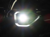 LEDオートヘッドライトを搭載しております。非常に明るく夜間走行時に非常に重宝します。