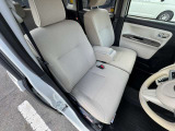 座り心地が良いシートなので長時間の運転でも快適にお過ごしいただけます。