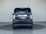 現車を確認できる方へ販売いたします。当社サービススタッフにて純正部品を使い点検整備を実施し、その後、ご納車させていただきますのでご安心してご利用いただけます。