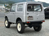 当社では全車ルームクリーニングを施工しご納車。室内だけでなく、エンジンルーム、ドアヒンジ等、隅々まで綺麗に仕上げております!気持ちのいいご納車をお届け致します!