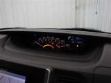 運転席廻りです。