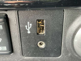 前席USB電源です。