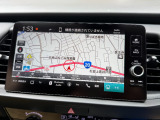 【メーカーオプションナビ】工場で装着する(機種専用ナビ)内装と一体感があります!ナビ、オーディオ機能も充実です!