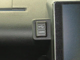 USB&HDMI差し込みあります。