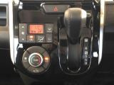 温度を設定すれば、自動で車内の温度管理をしてくれる優れものです♪ATミッションで運転楽々