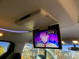 【フリップダウンモニター】付き☆後部座席に座りながら大画面でTVやDVDをお楽しみいただけます♪