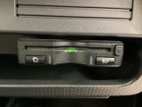 ETCが付いてます。ETC搭載車しか通過できないスマートICが利用できるようになりますよ!現在スマートICの設置箇所も増えてきているので、高速道路利用の幅が広がりますね☆