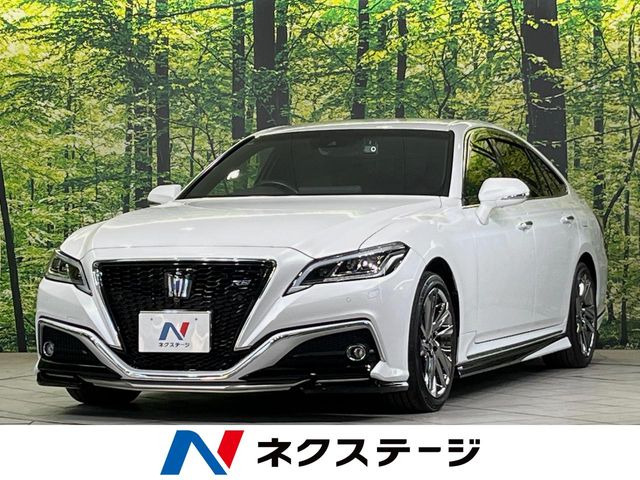 クラウン ハイブリッド 2.5 RS