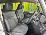 運転席シート廻りは使用感も少なく、良好な状態となっています。前オーナー様が丁寧に使っていたことがよくわかりますね。