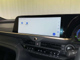 ディスプレイオーディオを装備。スマホとクルマをつなぐことで、これまでのナビに加えて、いろんなサービスが楽しめます。