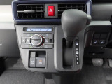 電動パーキングブレーキ&オートブレーキホールド機能つき♪日々の運転が楽になります。