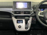 カーナビ、オートエアコン付