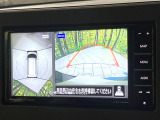 【マルチアラウンドモニター】専用のカメラにより、上から見下ろしたような視点で360度クルマの周囲を確認することができます☆死角部分も確認しやすく、狭い場所での切り返しや駐車もスムーズに行えます。