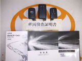 スマートキー&エンジンスターター付。取扱説明書とメンテナンスノートもあります☆品質評価シート付いてます!トヨタ認定中古車ライト!!