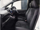 気に入ったけど予算オーバーかなとお考えの方、新車だけだと思っていませんか?U-carでも残価設定プランをご用意しております。月々のお支払いを抑えたプランがご利用いただけます。