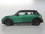MINIオーナーのために設計されたオリジナルのMINI自動車保険がございます。車のことは全ておまかせください。