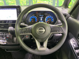 【純正革巻きステアリング】上質な革を使用することで、手にしっかり馴染みとても運転しやすいハンドルです♪
