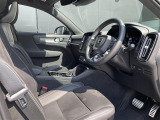 XC40  4WD サンルーフ