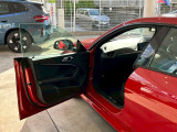 点検整備時に交換が必要な項目(BMW認定指定交換指定部品など)に関しましては、すべて新品の純正部品を使用させて頂きます。※点検項目にはBMWコンピューター診断も含まれます。