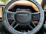 L663 Defender  3.0直6MHEVディーゼル 300ps/4,000rpm 66kgm/1,500-2,000rpm ZF8AT エアーサスペンション 275/45R22 可変ダンピング 発進/停止アダプティブクルコン デジタルミラー 1オーナー車
