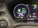 ホンダが推し進める総合先進安全装備のセンシング搭載! 衝突や斜線はみだしなどの危険が予測される時、センサーが警告。ヒューマンエラーを高度先進技術が補完してくれます。