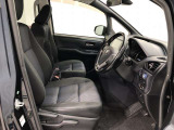 【運転席・助手席】です!実際お座りいただくのが分かりやすいと思いますので、ぜひお気軽にご来店ください♪状態もいいですよ☆