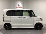 購入後も自社指定整備工場完備でお客様の愛車をしっかりサポート致します!御納車時には安全かつ安心してお乗り頂けるようホンダ専門知識を持つ整備スタッフが点検・整備・装備も説明をしてお渡ししております。