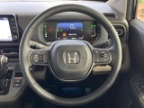 【純正革巻きステアリング】上質な革を使用することで、手にしっかり馴染みとても運転しやすいハンドルです♪