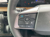 プロパイロット搭載。高速道路のロングドライブ。渋滞走行でも、アクセル・ブレーキ・ハンドル操作をアシストします。