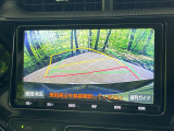 【バックカメラ】駐車時に後方がリアルタイム映像で確認できます。大型商業施設や立体駐車場での駐車時や、夜間のバック時に大活躍!運転スキルに関わらず、今や必須となった装備のひとつです!