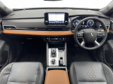 アウトランダー PHEV 2.4 P 4WD 本革シート
