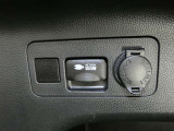 ノートパソコンなど家庭用電源の電化製品が100Wまで使用できます。