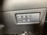 TCS(トラクションコントロールシステム)&DSC(横滑り防止機構)やBSM(隣車線上の側・後方からの車両接近を通知)、LDWS(車線逸脱警報システム)で安全運転をサポート!